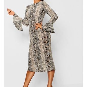 Snake Print Flared Sleeve Midi Dress
